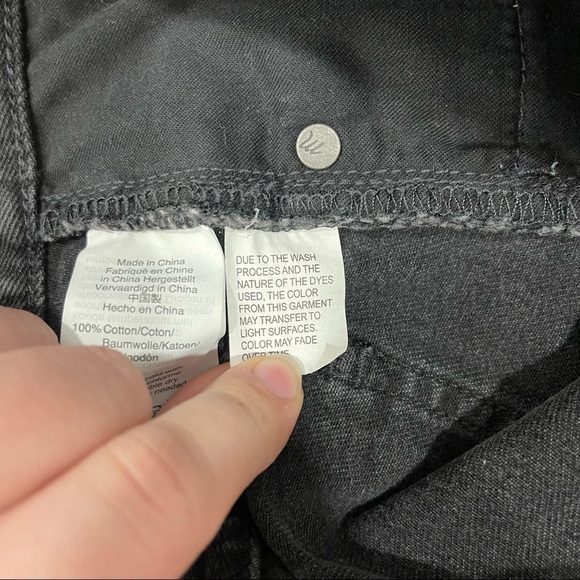 Madewell Rigid Denim A-Line Mini Skirt Button Front Edition In Lunar Wash - Picture 7 of 10